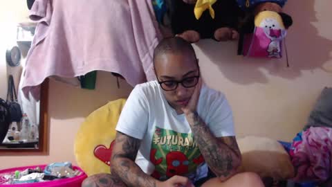 Snapshot of ava_f0xy chatting on 05-31-26, 04:58 Ava Jordana online show from 05-31-26, 04:58