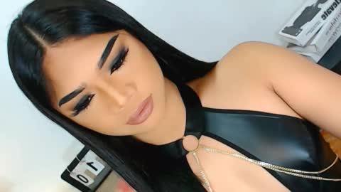 Ava online show from 09-23-25, 09:23