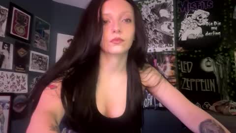 Snapshot of ava_mack chatting on 06-08-26, 04:29 Ava Mack online show from 06-08-26, 04:29
