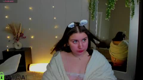 Snapshot of ava_sterling chatting on 06-11-26, 02:00 ava_sterling online show from 06-11-26, 02:00