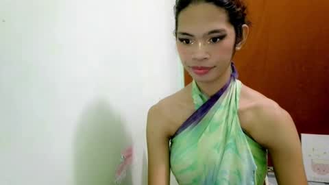 avacadaxcx online show from 10-19-25, 09:59