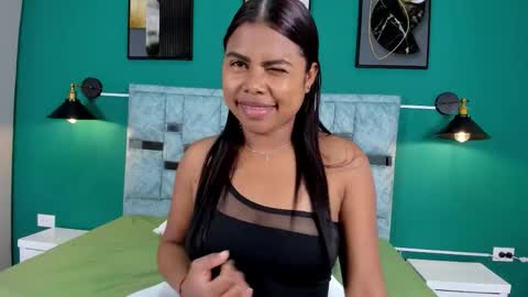 Avalinelov online show from 01-15-26, 08:01