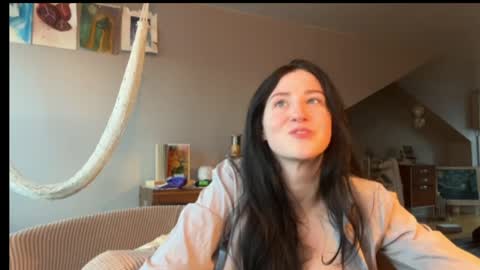 Snapshot of avallanchee chatting on 05-14-26, 12:39 avallanchee online show from 05-14-26, 12:39