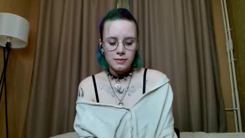 avaobierne online show from 05-27-26, 06:43