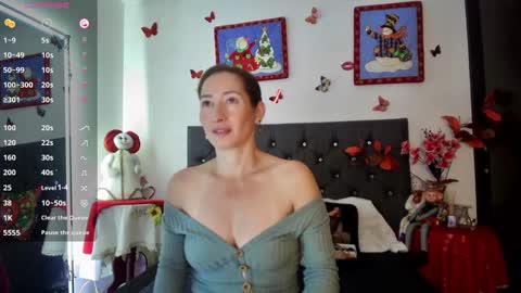 Snapshot of avatomas chatting on 12-31-24, 03:45 Ava Tomas online show from 12-31-24, 03:45