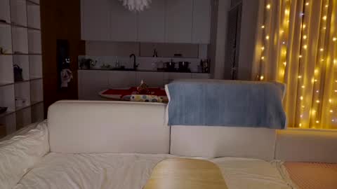 Kate  online show from 01-28-25, 06:07