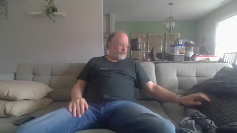 Greg online show from 03-17-26, 06:11