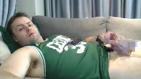 Snapshot of averagejoe2025 chatting on 06-01-26, 01:18 averagejoe2025 online show from 06-01-26, 01:18