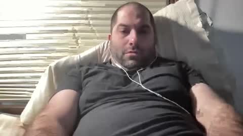 Snapshot of averagejoe345977 chatting on 02-28-26, 04:41 averagejoe345977 online show from 02-28-26, 04:41