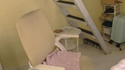 Rhian online show from 02-15-26, 04:09