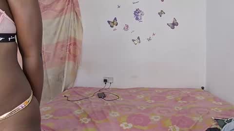 averrine online show from 04-09-26, 07:36