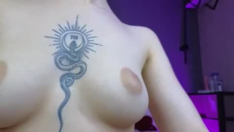 Snapshot of avgustina_love chatting on 02-26-26, 10:36 avgustina_love online show from 02-26-26, 10:36