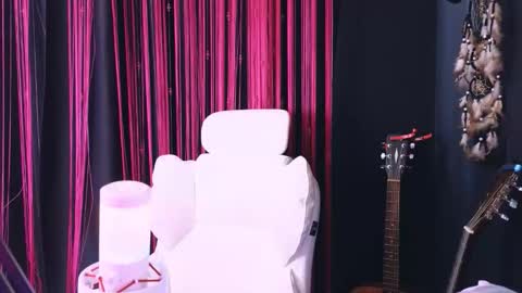 Avriel online show from 02-04-26, 03:23