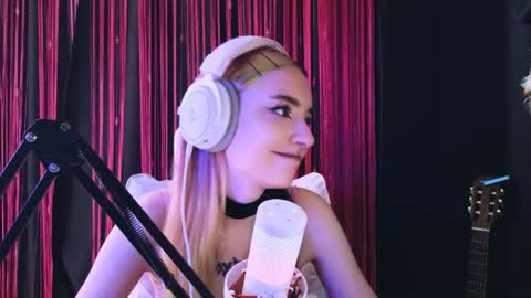 Avriel online show from 05-07-26, 04:40