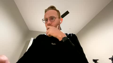 Avi online show from 07-21-26, 06:16