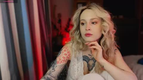 Aviva online show from 12-22-25, 09:12