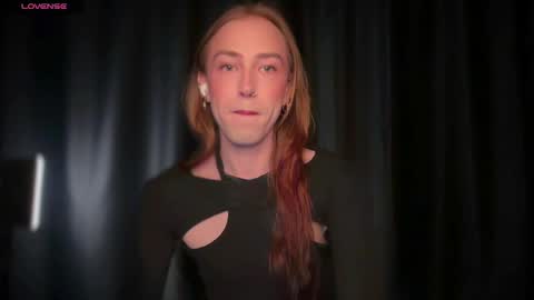 avril_pearly_ online show from 05-31-26, 06:42