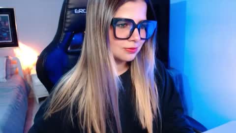 Avrill Morgan online show from 10-21-25, 08:31