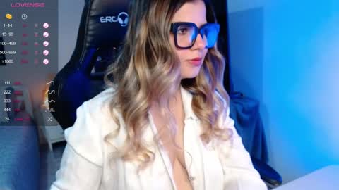 Avrill Morgan online show from 04-05-26, 08:28