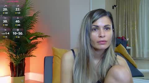 AVRILL CYRUX online show from 03-03-26, 07:36