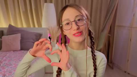 Avril online show from 02-22-26, 09:13