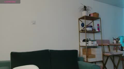 Avrora online show from 10-19-25, 03:40