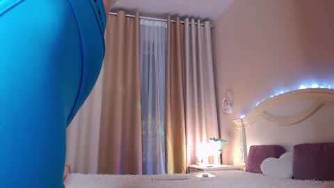 Avrora Inst online show from 02-18-26, 10:28