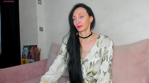 Snapshot of avrora_mars chatting on 04-10-26, 01:22 Avrora online show from 04-10-26, 01:22