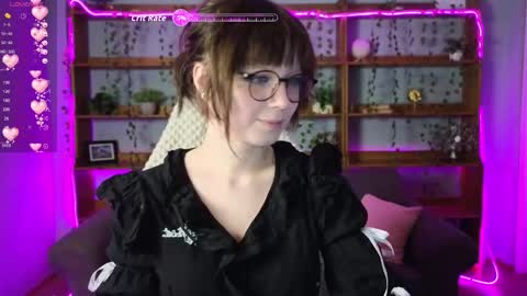 Snapshot of awquafina chatting on 12-14-25, 01:27 Fina online show from 12-14-25, 01:27