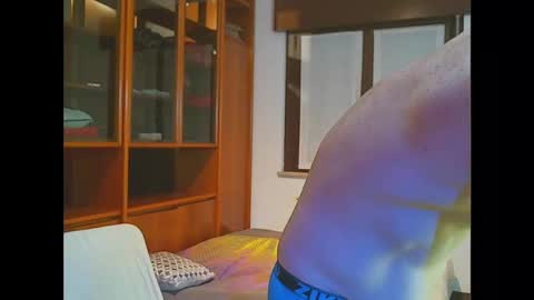 HappyNewSky here online show from 01-31-25, 09:59