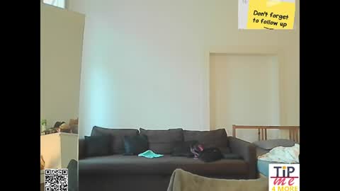 HappyNewSky here online show from 07-18-26, 06:56