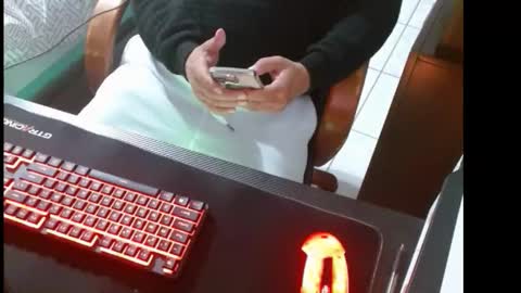 Alex online show from 02-01-26, 08:51