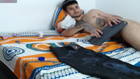 Axel online show from 02-09-25, 07:09