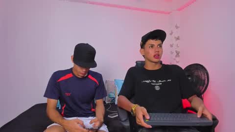 Snapshot of axel_cody_ chatting on 11-21-25, 07:56 AXEL online show from 11-21-25, 07:56