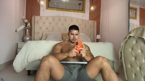 Snapshot of axel_daviss1 chatting on 04-23-26, 04:42 Axel Daviss online show from 04-23-26, 04:42