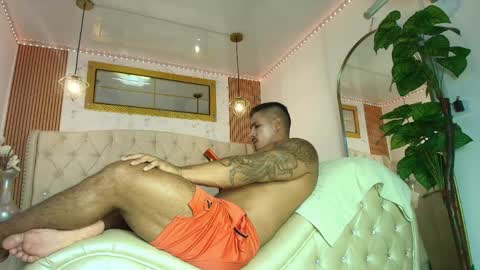 Snapshot of axel_daviss1 chatting on 05-10-26, 10:59 Axel Daviss online show from 05-10-26, 10:59