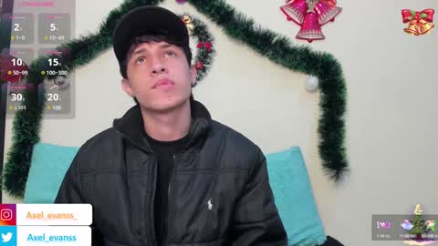 Snapshot of axel_evanss chatting on 12-27-24, 01:28 Axel Evanss online show from 12-27-24, 01:28