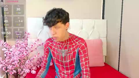 Snapshot of axel_evanss chatting on 10-18-25, 12:06 Axel Evanss online show from 10-18-25, 12:06