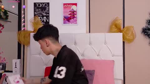 Axel Evanss online show from 12-04-25, 12:47