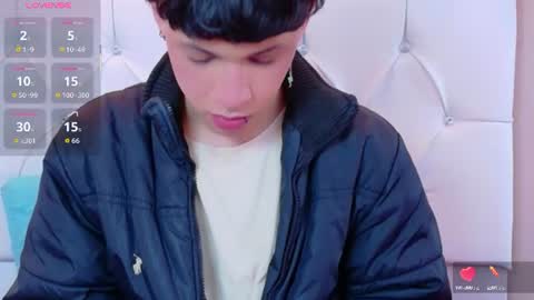 Snapshot of axel_evanss chatting on 07-10-26, 01:14 Axel Evanss online show from 07-10-26, 01:14
