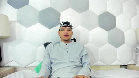 Axel Forte online show from 11-05-25, 01:22