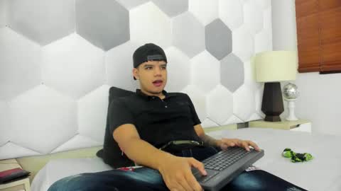 Axel Forte online show from 02-10-26, 01:04