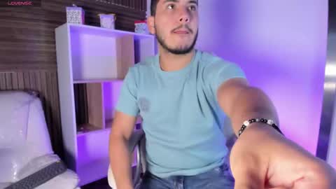 axel_grey_ online show from 10-11-25, 12:15