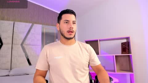 axel_grey_ online show from 02-17-26, 12:45