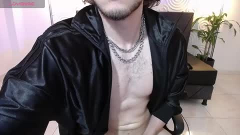 Snapshot of axel_porn_ chatting on 04-18-26, 02:04 Axel online show from 04-18-26, 02:04