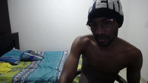 Snapshot of axel_rios_207467 chatting on 10-23-25, 04:12 axel rios online show from 10-23-25, 04:12