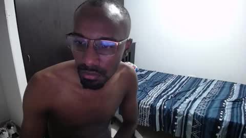 Snapshot of axel_rios_207467 chatting on 11-29-25, 07:33 axel rios online show from 11-29-25, 07:33