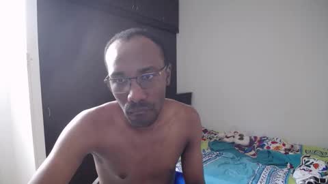 Snapshot of axel_rios_207467 chatting on 01-14-26, 05:18 axel rios online show from 01-14-26, 05:18