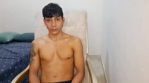 axel_rosse2 online show from 01-14-26, 10:43