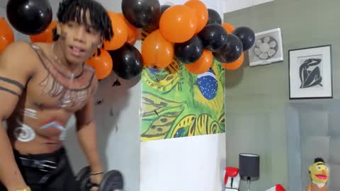 AXEL SILVA online show from 10-31-25, 01:23